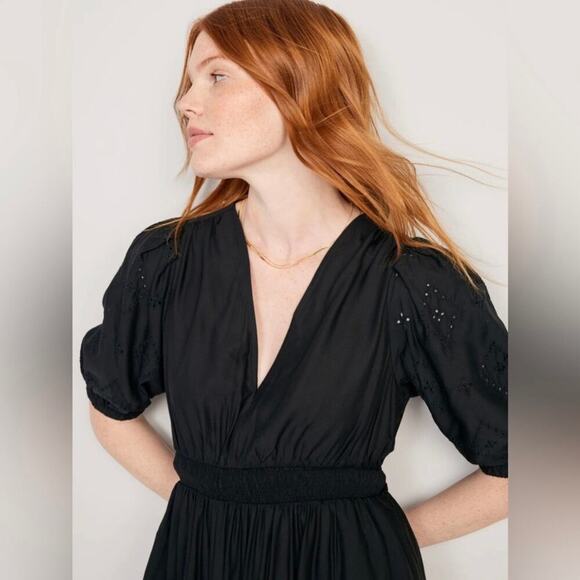 Old Navy Eyelet Puff Sleeve Midi Swing Dress Womens Large Black Prairie Romantic - Picture 3 of 11